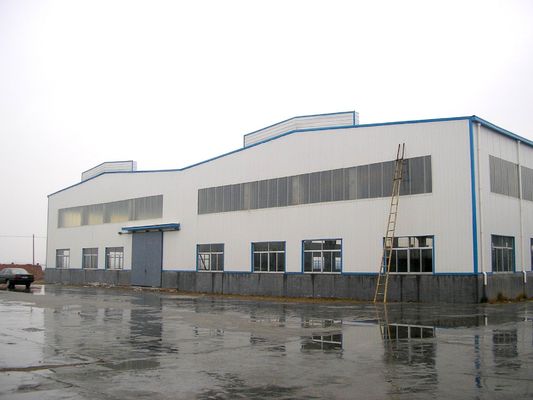 Tòa nhà thép công nghiệp chế tạo sẵn Phần H Cấu trúc thép Cửa hàng