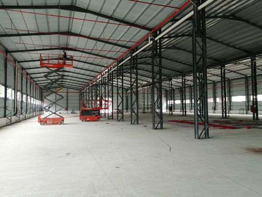 Hot Dip Galvanized / Painted Steel Structure Tòa nhà kho dự kiến thiết kế