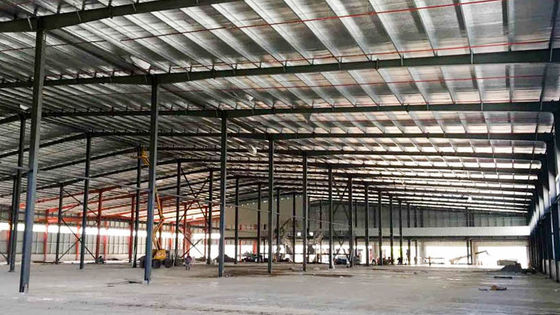 Nam Phi Cấu trúc thép kim loại được chế tạo sẵn Tòa nhà kho