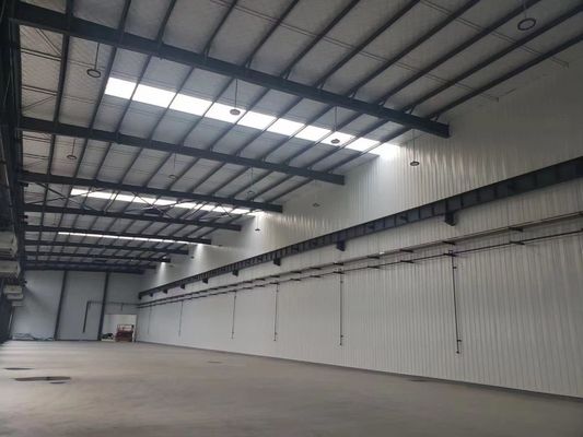 Các cấu trúc thép tùy chỉnh và vật liệu xây dựng cho các tòa nhà