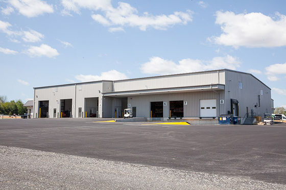 Các cấu trúc thép Kim loại Xây dựng Tòa nhà Xưởng kho Prefab Thép 4s Phòng trưng bày ô tô