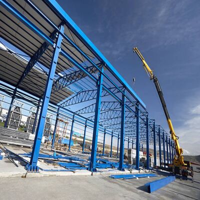Quick Assembly Prefabricated Steel Warehouse with 50 Years Design Service Life and Bolt or Welded Connection